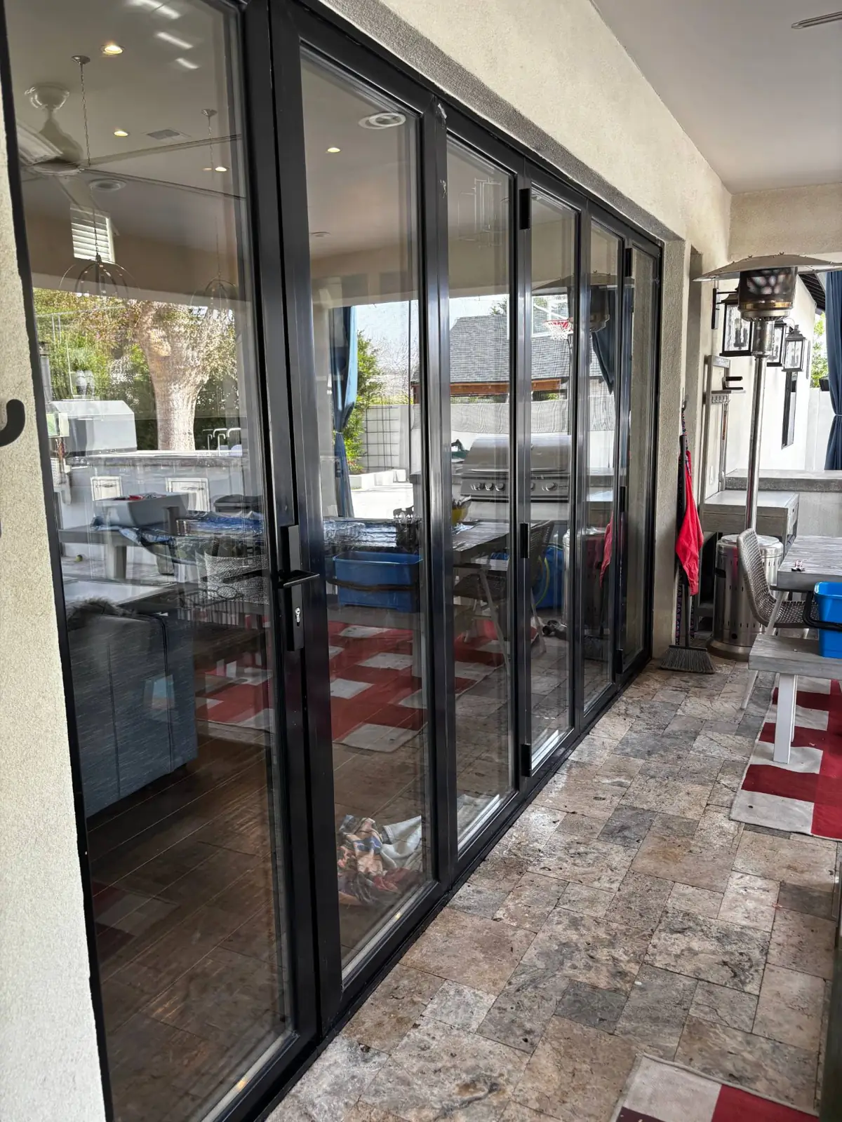 Crystal-clear folding glass doors